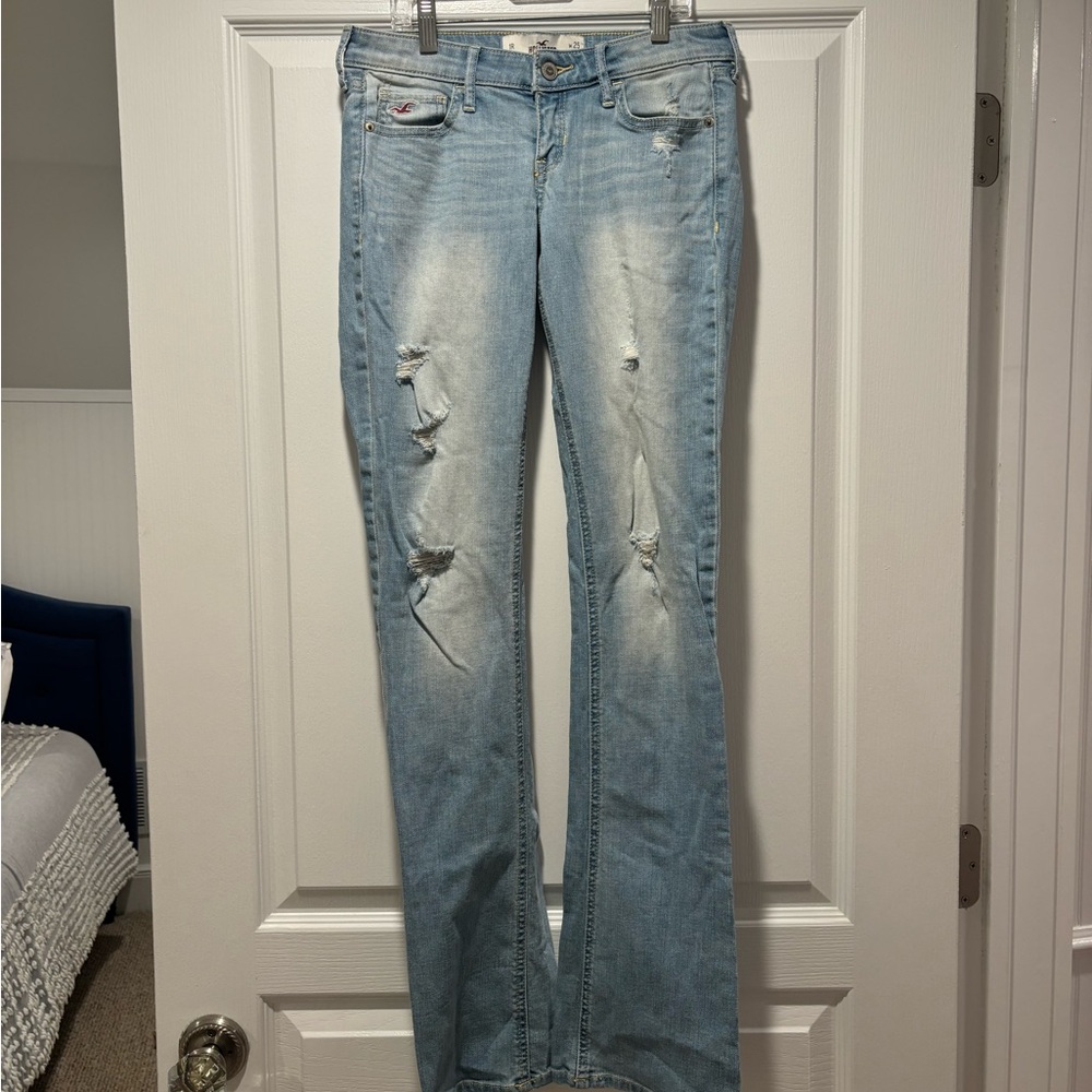 Hollister Women's Light Blue Distressed Jeans